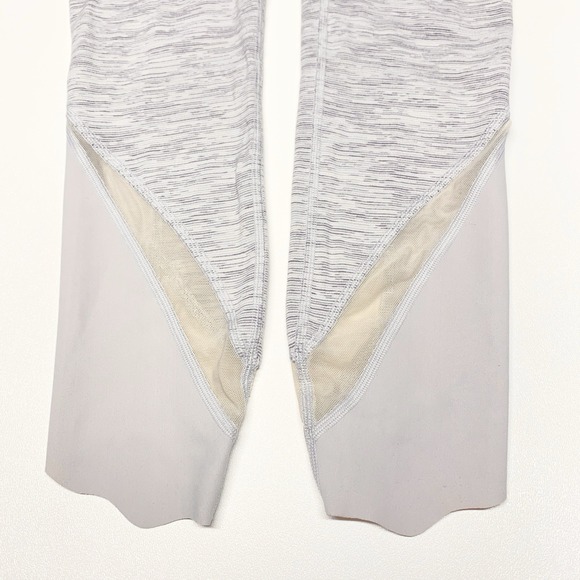 Lululemon Wunder Under Scalloped Hem High Rise Legging White & Grey Stripe Sz 2 - Picture 3 of 8